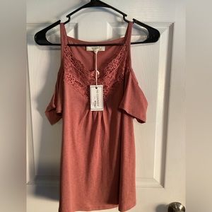 Womans pink cold shoulder top NWT SZ L